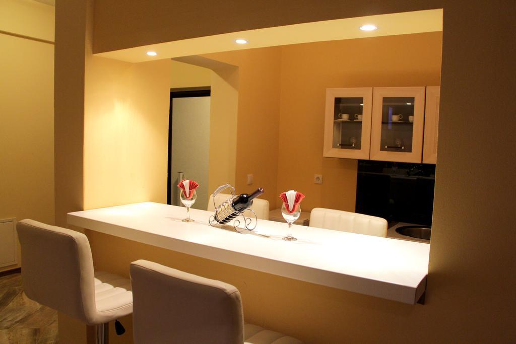 Crystal Apartments อุลซิน ภายนอก รูปภาพ