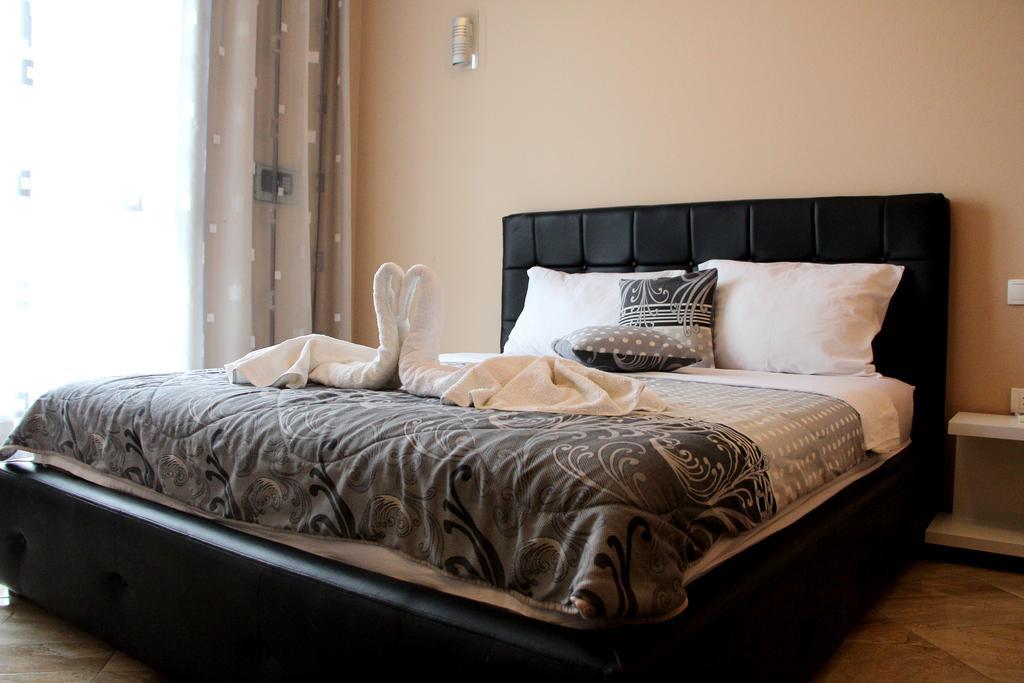 Crystal Apartments อุลซิน ภายนอก รูปภาพ