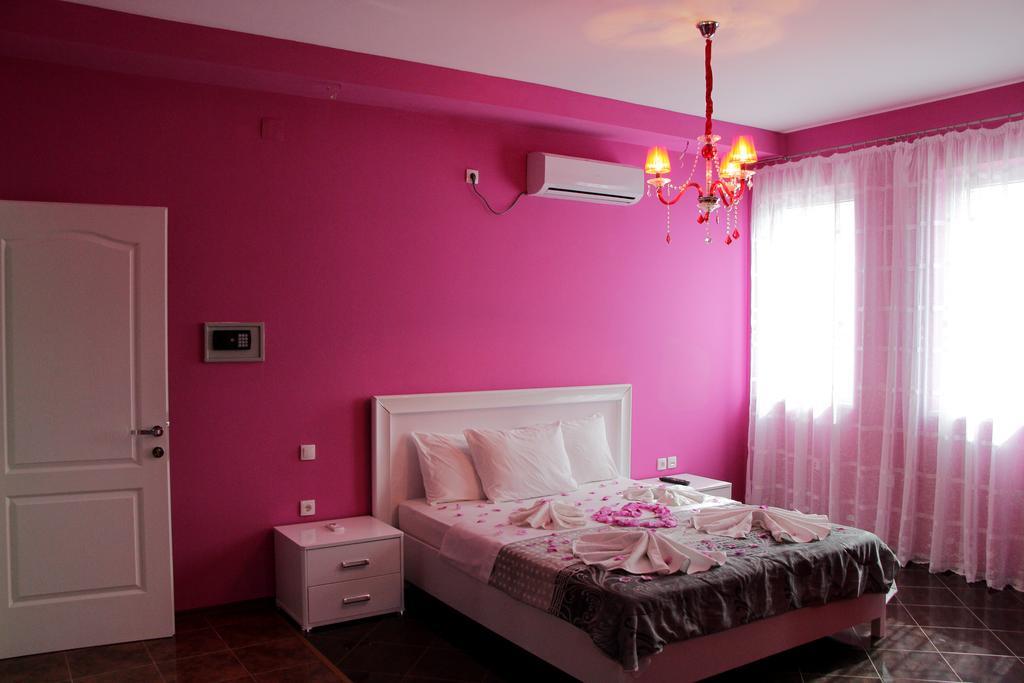 Crystal Apartments อุลซิน ภายนอก รูปภาพ